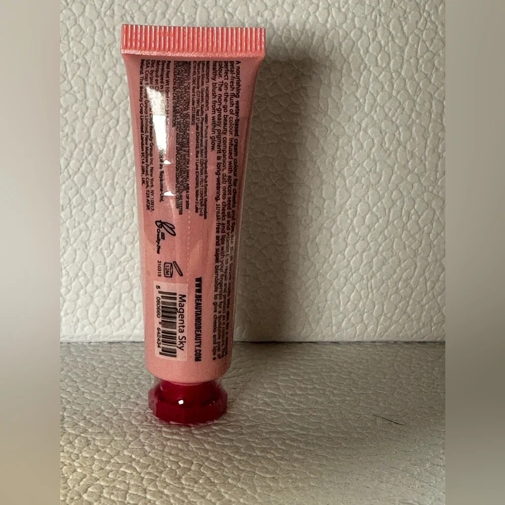 🎁 Beautaniq Beauty Blush Serum in Magenta Sky New & Sealed